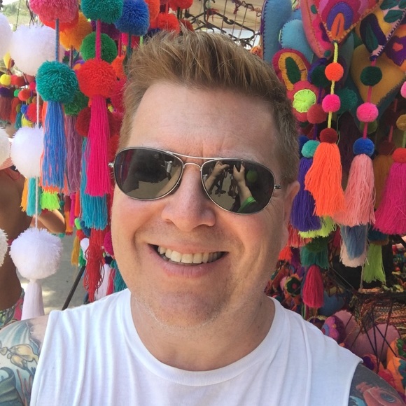 Meet your Posher, Michael - Picture 3 of 3